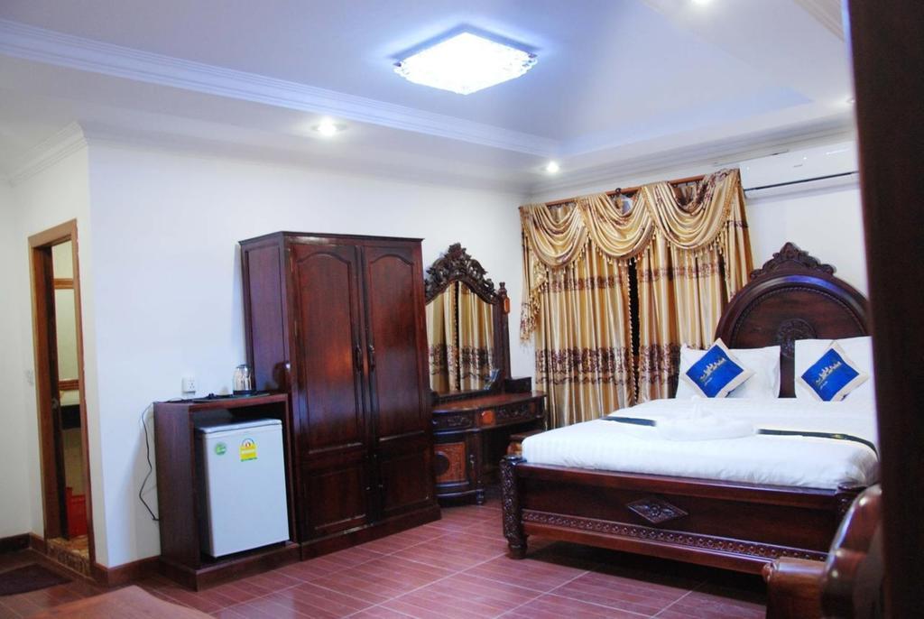 Emerald Bb Battambang Hotel Exterior foto